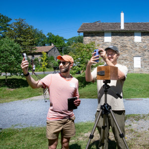 Pinhole camera with barn WM3_1569 (1)